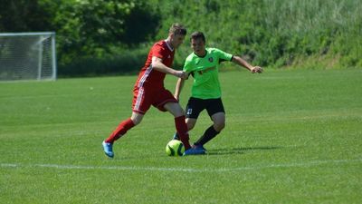 Gryf Gmina Zamość wygrywa mecz za meczem i zajmuje pierwsze miejsce w tabeli
