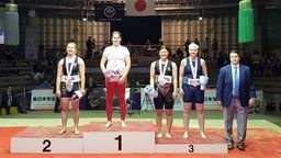 Magda Skrajnowska z klubu ONI Lublin wywalczyła po raz pierwszy w swojej karierze złoty medal w rywalizacji seniorek. - Wszystko zrobiło na mnie bardzo duże wrażenie. Startowałam na takich zawodach po raz pierwszy
