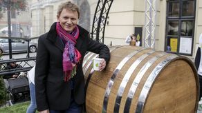 Cały czas tkwimy w przekonaniu, że Polska rozwija się rolniczo wyłącznie bazując na niskich kosztach i tanich, konkurencyjnych produktach. Kto cały czas wytwarza tanio, na zawsze pozostaje biedny. Konkurencyjność kosztowa kraju, skazuje na wieczne ubóstwo, zwłaszcza w branży spożywczej - mówi Robert Ogór
