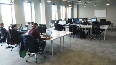 Billennium S.A. specjalizuje się w rozwoju i wdrażaniu nowych produktów i rozwiązań IT, które pomagają w optymalizacji i automatyzacji procesów biznesowych. Zatrudnia około 1000 doświadczonych specjalistów IT w 6 oddziałach w Polsce, a także w Indiach, Malezji i USA. W Lublinie znajduje się jej największe centrum usług (otwarte w kwietniu 2017 roku), w którym pracuje ponad 400 osób. Realizuje projekty dla firm z różnych branż, od finansów i bankowości, poprzez retail, telekomunikację, media, zdrowie, farmację, aż po transport i logistykę.