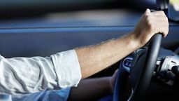 Był tak pijany, że nie mógł wysiąść z auta. Wzorowa reakcja mieszkanki Lublina