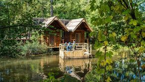 Jedna z atrakcji w parku rozrywki 