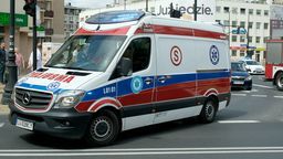 Brakuje lekarzy do zespołów karetek specjalistycznych. Dlatego czas każdej z nich jest bezcenny