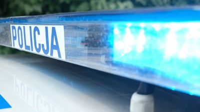 Stracił panowanie, wpadł na chodnik i potrącił kobietę. 74-latka zginęła