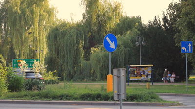 Trwa walka o to, jak zagospodarować działkę położoną przy głównym skrzyżowaniu w Puławach. Środowisko reprezentujące kombatantów dąży do społecznej zbiórki na budowę pomnika mjra Mariana Bernaciaka ps. "Orlik". Alternatywne propozycje obywatelskie zostały zablokowane przez radnych 
