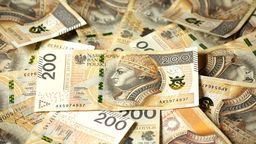 Miliony złotych dla partii startujących w wyborach. Ile dostanie PiS a ile Koalicja Obywatelska?