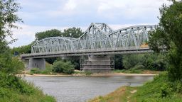 Wreszcie otworzą po remoncie stary most na Wiśle w Puławach. Jest termin zdjęcia blokad