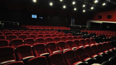 Widownia kina LOT