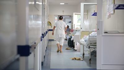 – Czuję się coraz lepiej, potrzebuję jeszcze trochę czasu, żeby całkiem wydobrzeć – powiedział nam 21-latek, który od dwóch lat studiuje fizjoterapię na jednej z lubelskich uczelni. W obawie o bezpieczeństwo, nie chciał ujawniać swoich danych