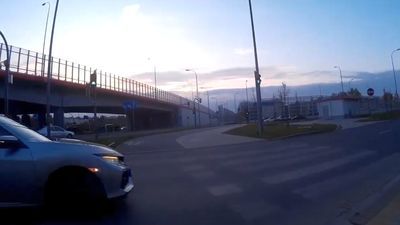 Lublin: To już kolejna niebezpieczna sytuacja na tym skrzyżowaniu [wideo]