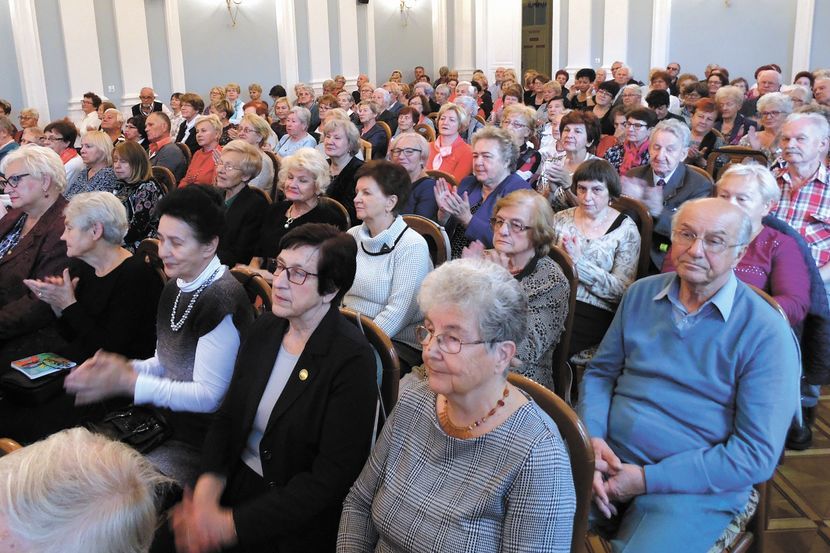 Puławscy seniorzy mogą uczęszczać na wykłady o zróżnicowanej tematyce<br />
