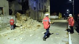 "Usłyszałem trzask, zdążyłem tylko odskoczyć". Zawaliła się ściana kamienicy w Lublinie [zdjęcia, wideo]