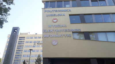 Coraz więcej studentów Politechniki Lubelskiej z indeksami elektronicznymi. Ale wciąż nie mają ich wszyscy