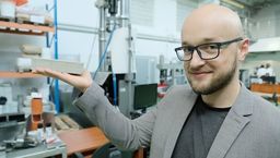 Dr inż. Maciej Szeląg z Politechniki Lubelskiej specjalizuje się w badaniach nad zjawiskami kształtującymi spękania termiczne kompozytów cementowych