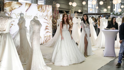 Suknie, garnitury, dekoracje, torty i zaproszenia. W Lublinie odbywają się targi ślubne