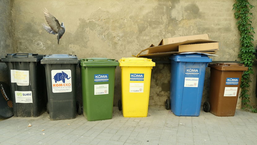 Od stycznia gminy muszą osiągnąć 50 proc. recyklingu odpadów. Takie wymogi narzuciła Unia Europejska. Obecnie poziom recyklingu w miastach waha się w okolicach 20-30 proc.
