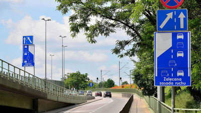 "Korytarz życia" oraz jazda na "suwak" będą obowiązkowe. Kierowcy muszą przygotować się na zmiany