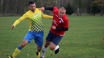 W meczu w Suchawie lepszy okazał się Brat-Cukrownik Siennica Nadolna

