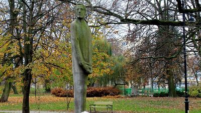 Radny z PiS nie chce pomnika Waryńskiego w mieście."Urąga temu miejscu"