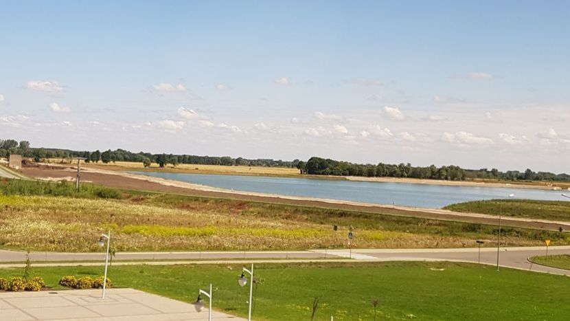 Samorząd z własnych środków wbudował ogromny zbiornik na 25 hektarów w Kobylanach