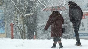 Według prognozy IMGW, większe opady śniegu mają być dopiero w styczniu