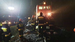 Tragiczny wypadek na przejeździe kolejowym. Kierowca wjechał pod lokomotywę