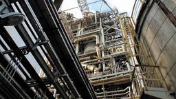 Zakłady Azotowe w Puławach korzystają w tym roku na niższych cenach surowców, co przekłada się na wyższy zysk netto