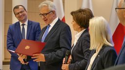 Minister rodziny, pracy i polityki społecznej Marlena Maląg powołała Krzysztofa Michałkiewicza na stanowisko prezesa PFRON