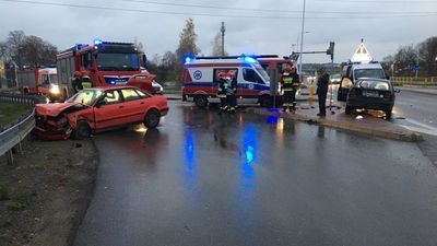 Wypadek na ul. Piaseckiej w Świdniku. Zderzyły się dwa samochody
