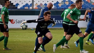 Adrian Kostrzewski od trzech spotkań ligowych strzeże bramki Górnika i wciąż może pochwalić się czystym kontem

