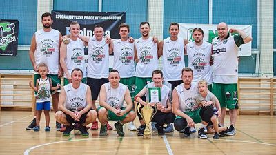 Zespół Alpaca Alfachem w poprzednim sezonie zakończył rozgrywki na etapie ćwierćfinału. Podopieczni Michała Gwiazdowskiego spisali się znakomicie w letniej edycji rozgrywek, które zakończyły się ich triumfem
