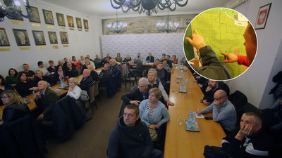 Lublin: Tłumy i emocje na spotkaniu ws. budowy nowego cmentarza i spopielarni [zdjęcia]