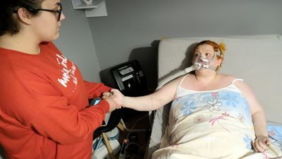 Pierwszy raz z czymś takim się spotkałam, a byłam w szpitalach wiele razy – mówi Anna Walczak, na zdjęciu z córką Patrycją