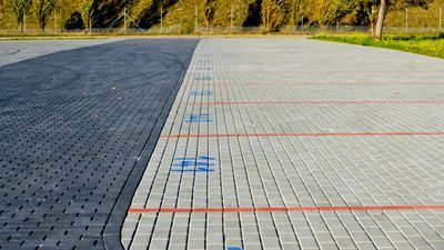 Nowy plac handlowy przy ul. Dęblińskiej w Puławach