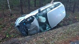 Ukradł telefony ze sklepu, ale miał pecha. Złodzieja zauważył policjant