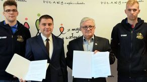 Pierwszoligowa drużyna klubu Azoty-Puławy dostała pieniądze i nowe obowiązki