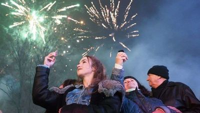 Sylwester miejski w Zamościu 2019/2020. DJ i koncerty przed Pałacem Zamoyskich 