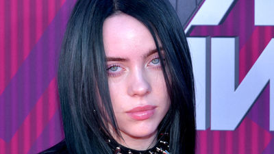 Billie Eilish – amerykańska piosenkarka, ikona nastolatek uznawana za „alternatywkę”