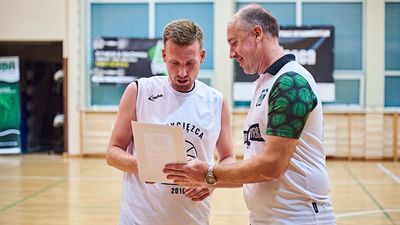 Paweł Zdeb (z prawej) to jednak z najważniejszych postaci w lubelskim amatorskim baskecie
