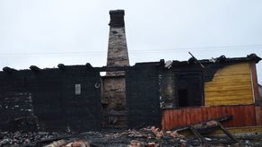 Pożar w Pawłowie. Strażacy znaleźli w domu zwłoki mężczyzny