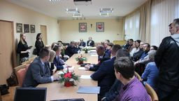 Radni i mieszkańcy są przeciwni kurnikom 