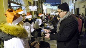 Najpierw będą kolędy, a potem życzenia. Wigilia Starego Miasta w niedzielę w Lublinie