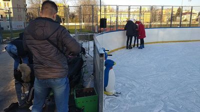 Miejskie lodowisko w Chełmie już czynne. Bilety, godziny otwarcia