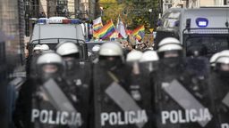 Małżeństwo z Lublina przyniosło domowe bomby na marsz równości. Karolina S. i Arkadiusz S. z aktem oskarżenia