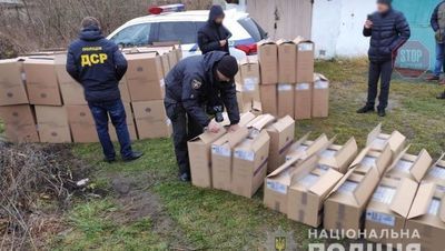 Chcieli przemycić 42 tys. paczek papierosów do Polski. Wyłapała ich ukraińska specgrupa