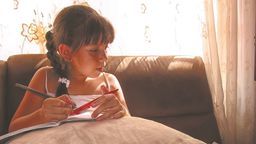 Wiele osób skarży się na prace domowe: że jest ich za dużo, są nieciekawe, nie uczą myślenia