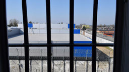 W ramach rządowego programu we Włodawie powstała hala o powierzchni ponad 8 tys. mkw. Zatrudnienie przy produkcji mebli tapicerowanych ma tu znaleźć ok. 250 osób