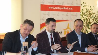 Podpisanie umowy na montaż pomp ciepła