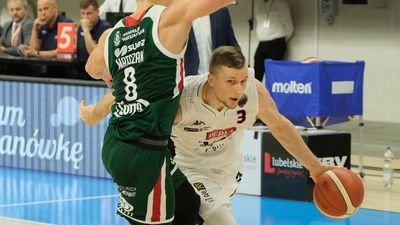 Forma „Czerwono-czarnych” w ostatnich dniach starego roku gdzieś uleciała