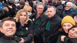"Marsz Tysiąca Tóg" w Warszawie. Adwokaci z Lublina protestowali w stolicy [zdjęcia, wideo]